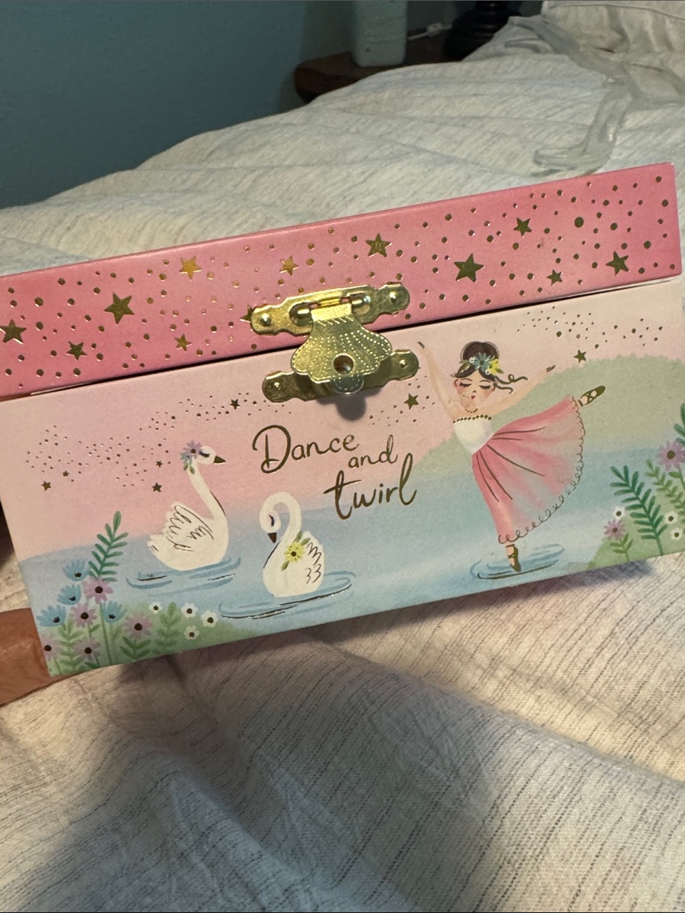 Girls' Pink Swan Music Jewelry Box with Gold Accents